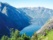 Couple profitant de la vue majestueuse de l'Eidfjord