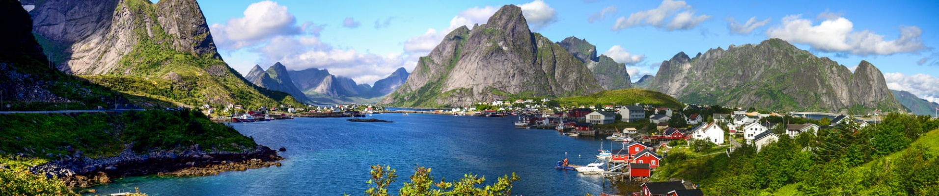 Village de Reine dans les Lofoten en Norvège