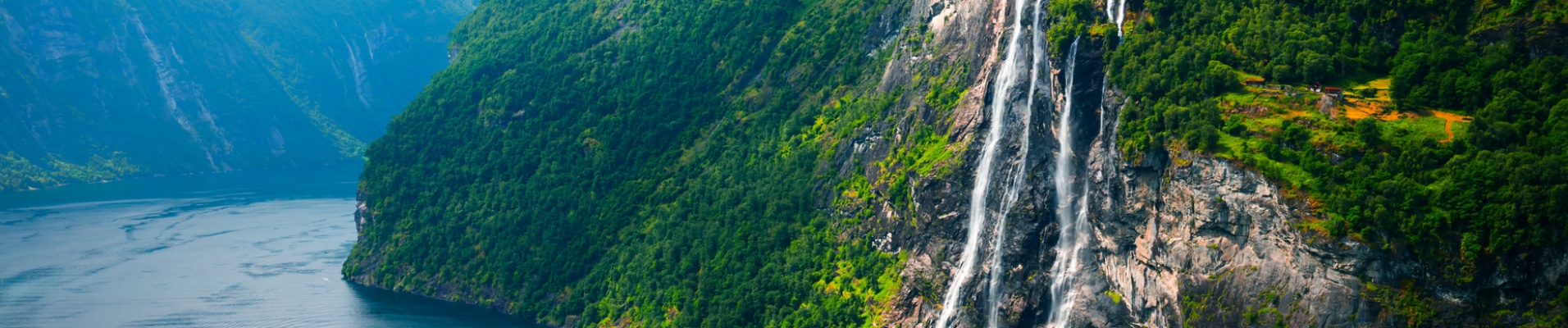 Chute des sept soeurs au Sunnylvsfjord près de Geiranger