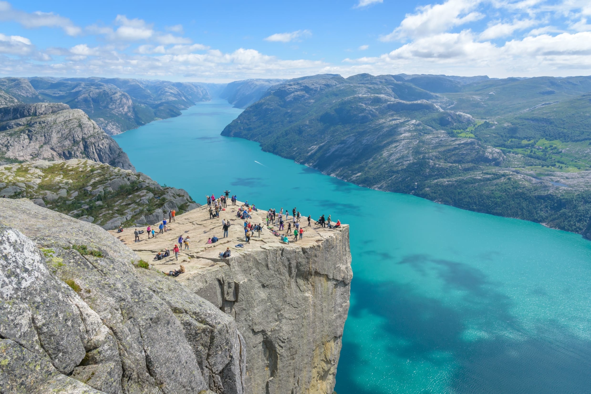 Le rocher du Preikestolen : Activités, randonnées, climat- Norvège Inédite